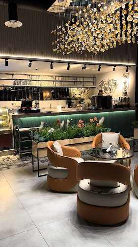 The Station Restaurant & Lounge | مطعم ولاونج ذا ستيشن - الضيافة