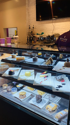 Opinii despre Bean Here - Coffee & Crumbs în الرياض - الضيافة