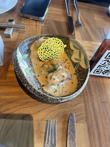 Comentarii opinii despre نوزومي