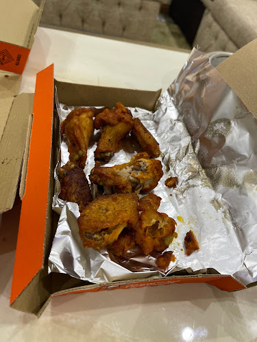 Opinii despre ليتل سيزرز - اسواق الموسى în تبوك - الضيافة