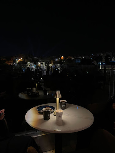 فيراندا كافيه - الضيافة