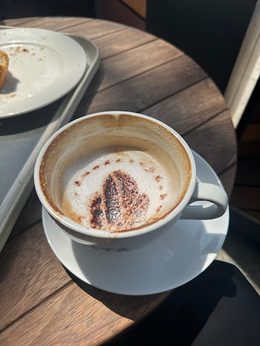 Opinii despre كوستا كوفي în جدة - الضيافة