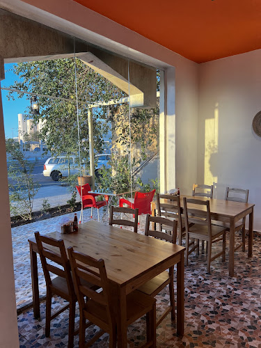 مطعم نكهة الماضي للماكولات الشعبيه