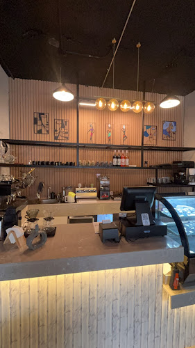 مقهى صاحبة السعادة - جدة