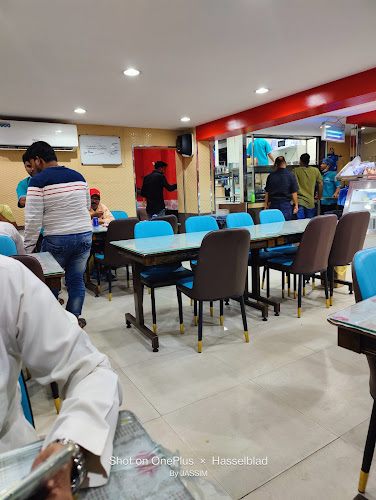 مطعم زاوية الزهراء لتقديم الوجبات - الرياض