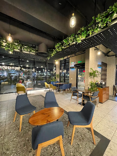 شارع عبدالله سليمان, Ath Thaghr District، جدة 22338