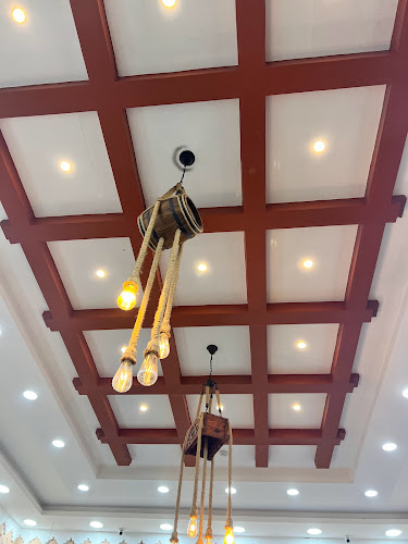 Comentarii opinii despre محانذ ومطاعم منيفه