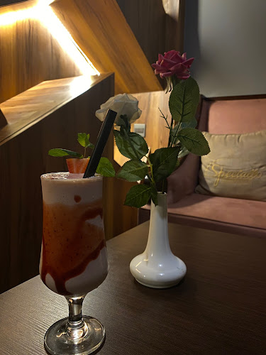 مطعم ولاونج سبيشلو - الضيافة