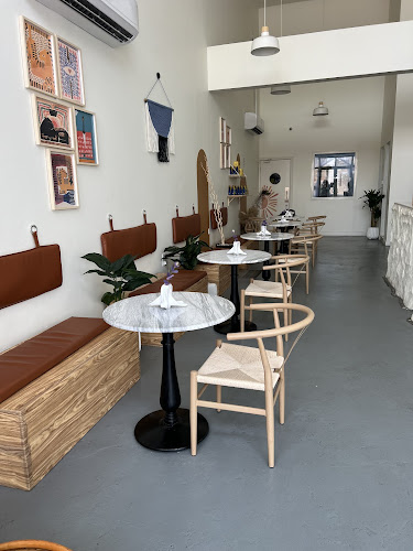 Opinii despre BREWS coffee and brunch în الدمام - الضيافة