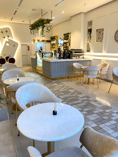 مقهى الساعة العاشرة-قهوة مختصة