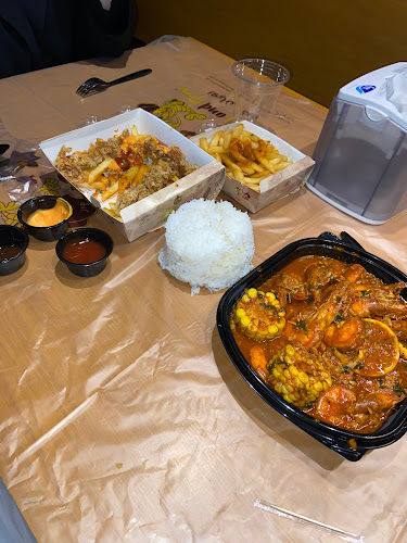 مقابل دوار النخلة، العليا، تبوك 11111