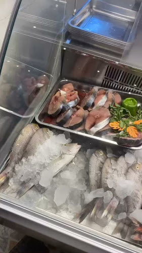 وليمة سمك للمأكولات البحرية - الضيافة