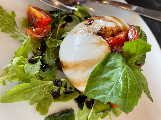 مطعم بلرم - الضيافة