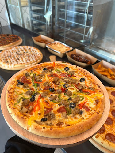 لوكوز بيتزا - جدة