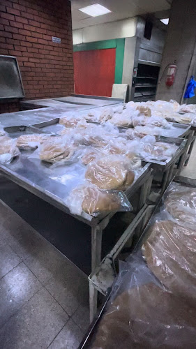 مركز ومخبز العزيزية للتسويق - مكة