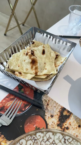 Comentarii opinii despre مطعم بهارات