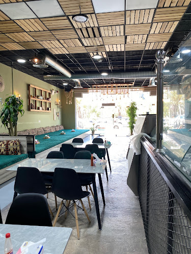 مطعم شيف الشواية البخاري The Grill Chief Bukkhari Restaurant