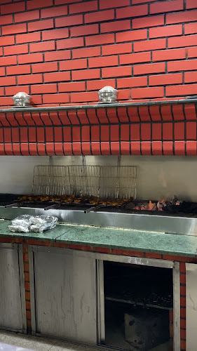 مطعم آريانا البخاري - الضيافة