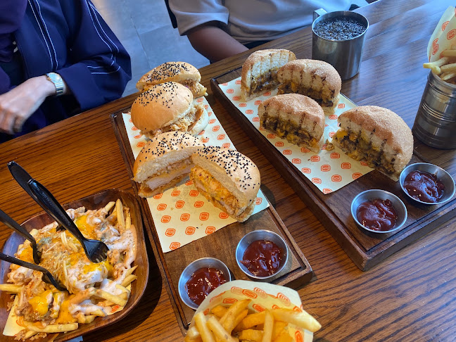 Opinii despre مولتن تشيز | Molten Cheese în المدينة المنورة - الضيافة