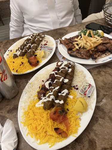 Opinii despre المطعم الايراني فيروزي-الفيصلية în الهفوف‎ - الضيافة