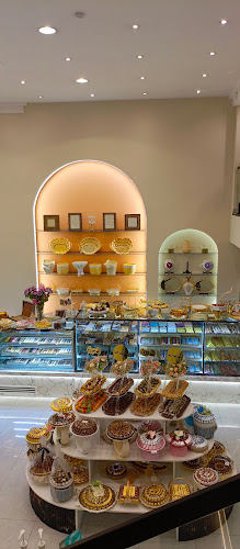 حلويات بقداش بوظة بقداش شارع القدس - الضيافة