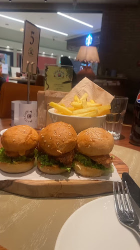 ايرث كافيه - الضيافة