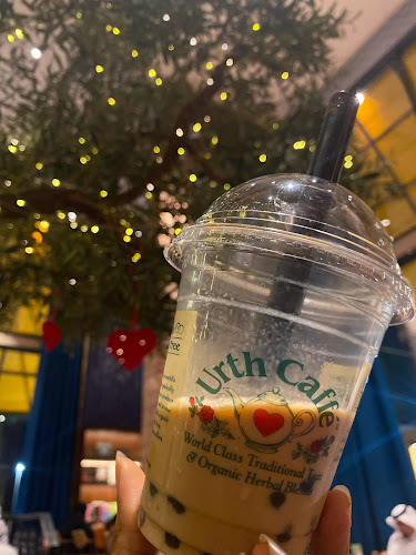 Opinii despre إيرث كافيه în جدة - الضيافة