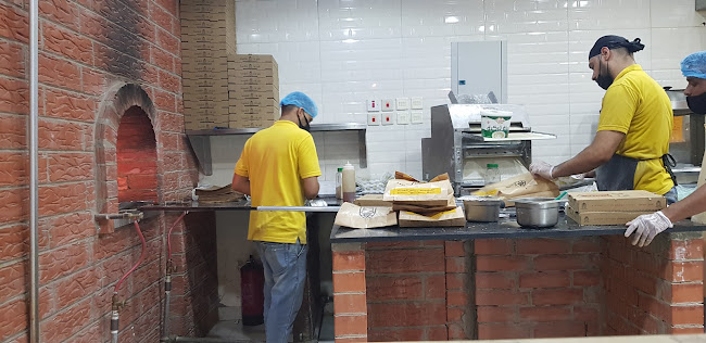 شباك شاورما - رياض الخبراء