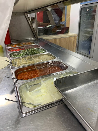 Opinii despre شاورما وفلافل شربات جنى în ينبع - الضيافة
