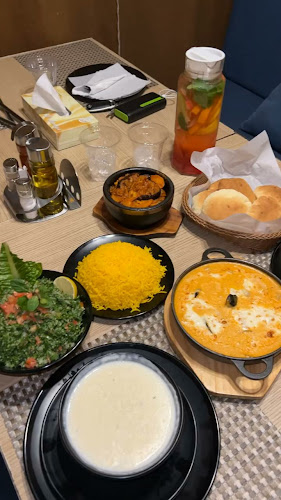 مطعم و كوفي ايلاند