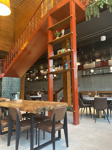 Comentarii opinii despre لوديد سموك هاوس