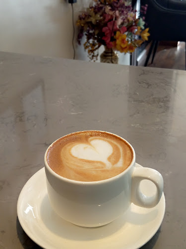 Comentarii opinii despre مقهى مروق كوفي / شيشة / أرجيلة