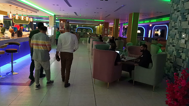 Opinii despre فينسيا لاونج ومقهى Vensia Lounge & Cafe în الدمام - الضيافة