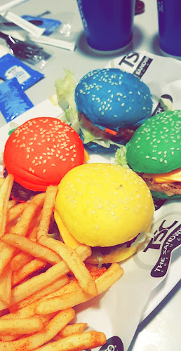 ذا ساندويتش كومباني - الضيافة