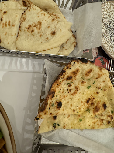 مطعم بهارات - الضيافة