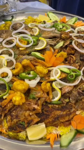 وليمة سمك للمأكولات البحرية