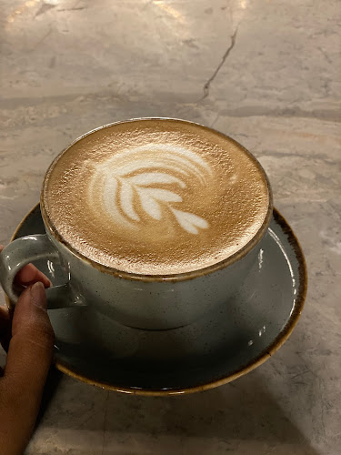 Comentarii opinii despre السيف كافيه الشبيلي الخور