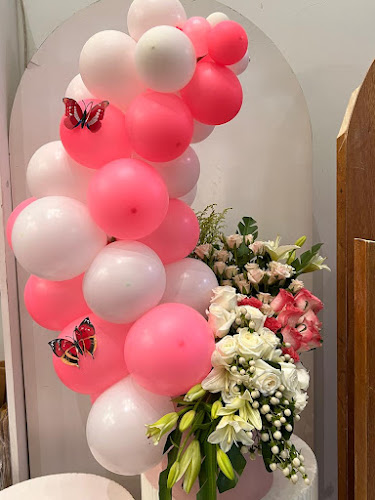 Lauraeate Flower لوريت للحفلات - الضيافة