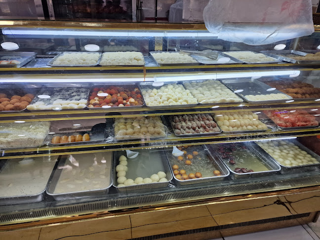 Opinii despre Premium Sweets And Restaurant în الرياض - الضيافة