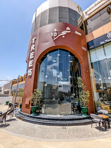 Opinii despre Tree15 Coffee Roastery în الرياض - الضيافة