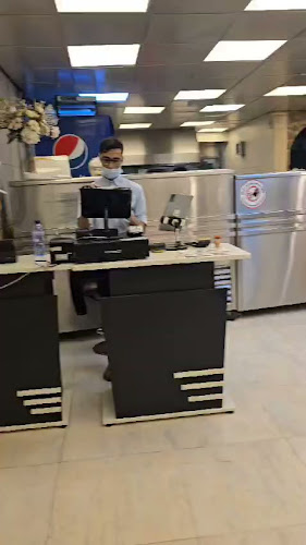 بروستد الكوخ القديم - الضيافة