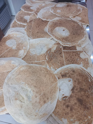 Comentarii opinii despre مطعم معجنات و شاورما الفران الشامي