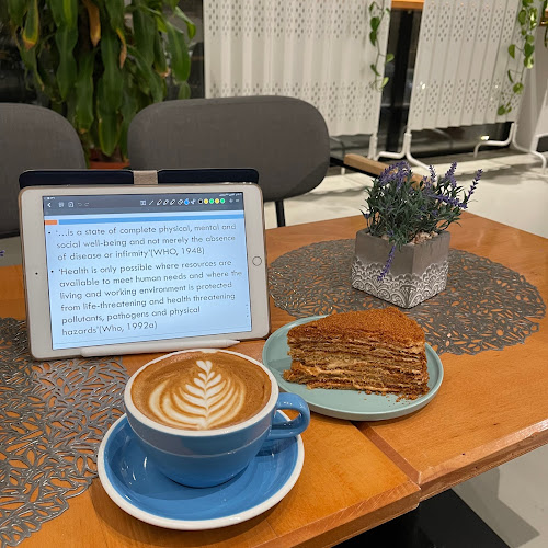 Opinii despre إكولايزر قهوة مختصة în ينبع - الضيافة