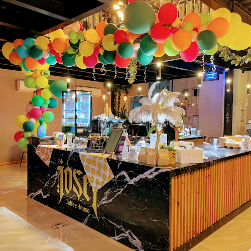 يوزيف كوفي هاوس - الضيافة