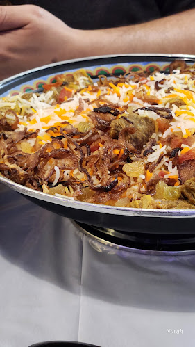 مطعم قصر منتزه القطيف - القطيف‎