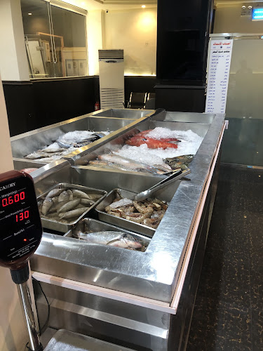 مطعم صيد البحر للأسماك - الضيافة