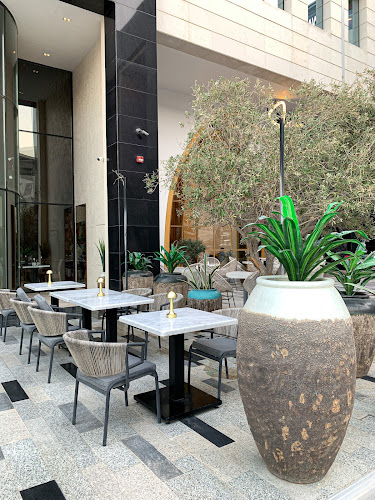 ميتهوڤن - الضيافة