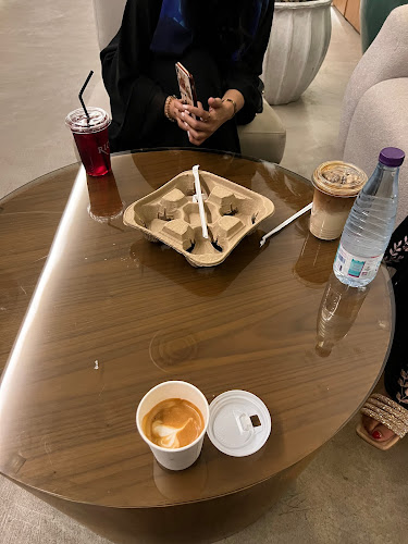 طريق مكة المكرمة الفرعي، المعذر الشمالي، الرياض 12312