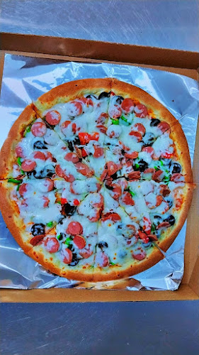 Opinii despre بيتزا الاسطورة în رماح - الضيافة