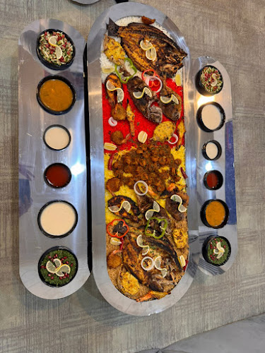 مطعم لذة دارين للمأكولات البحرية و الهندية - حفر الباطن